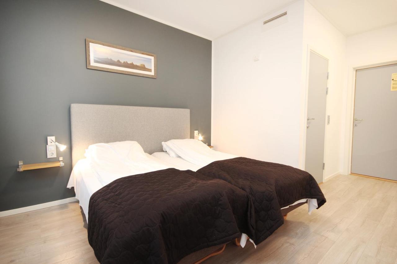 Napoli Resturant & Hotell As Sandnessjoen Ngoại thất bức ảnh