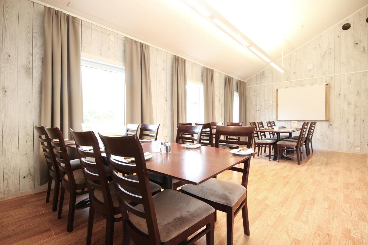 Napoli Resturant & Hotell As Sandnessjoen Ngoại thất bức ảnh